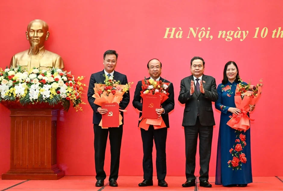 Chủ tịch Quốc hội: Hiệu quả cuối cùng phải được đo bằng kết quả công việc Chủ tịch Quốc hội: Hiệu quả cuối cùng phải được đo bằng kết quả công việc