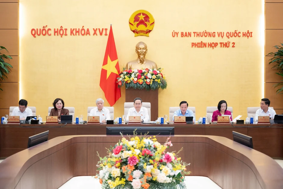 Chủ tịch Quốc hội: Khắc phục việc chậm gửi hồ sơ, chậm ra văn bản hướng dẫn Chủ tịch Quốc hội: Khắc phục việc chậm gửi hồ sơ, chậm ra văn bản hướng dẫn