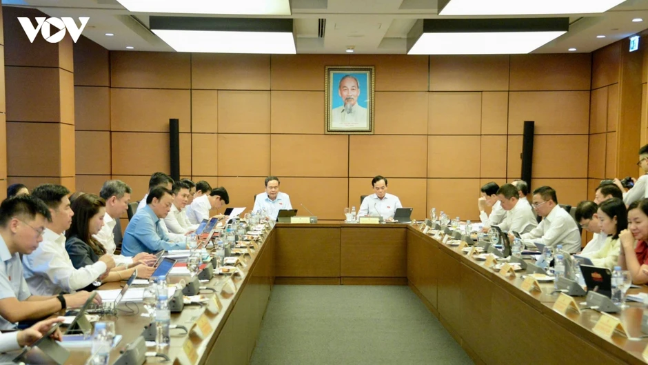 Chủ tịch Quốc hội: Không để hậu kiểm phát sinh thêm thủ tục hành chính Chủ tịch Quốc hội: Không để hậu kiểm phát sinh thêm thủ tục hành chính