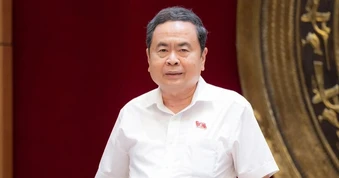 Chủ tịch Quốc hội: “Không để luật một đường, nghị định một nẻo”