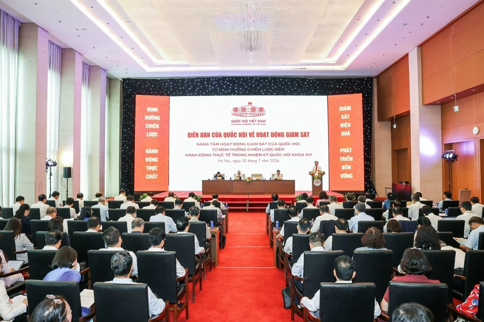 Chủ tịch Quốc hội: Không thể giám sát những vấn đề mới bằng tư duy cũ, phương thức cũ Chủ tịch Quốc hội: Không thể giám sát những vấn đề mới bằng tư duy cũ, phương thức cũ