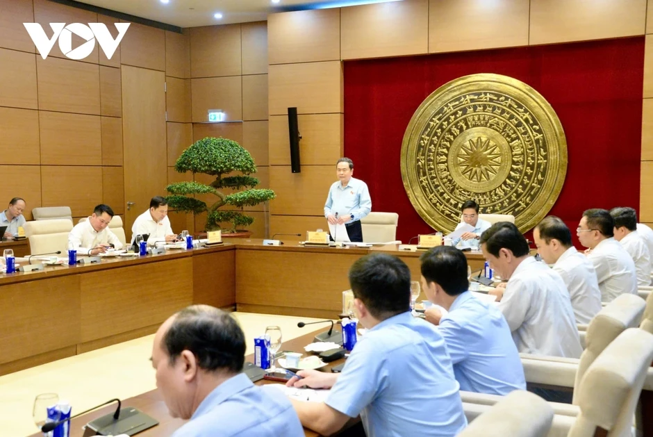 Chủ tịch Quốc hội làm việc với Ủy ban Quốc phòng, An ninh và Đối ngoại Chủ tịch Quốc hội làm việc với Ủy ban Quốc phòng, An ninh và Đối ngoại