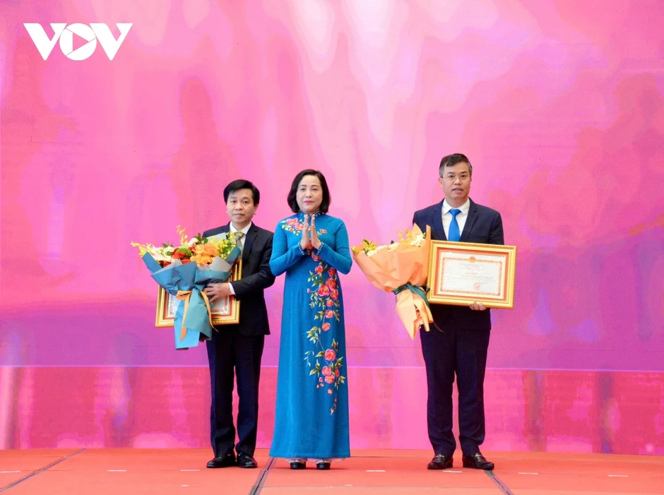 Chủ tịch Quốc hội: Mục tiêu cuối cùng là nâng cao đời sống của người dân Chủ tịch Quốc hội: Mục tiêu cuối cùng là nâng cao đời sống của người dân