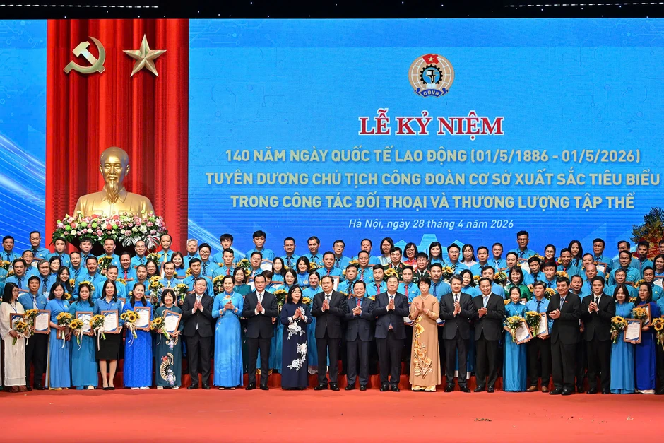 Chủ tịch Quốc hội: Nâng cao năng suất lao động và tăng trưởng hai con số