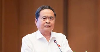 Chủ tịch Quốc hội phê bình tình trạng chậm ban hành văn bản quy định chi tiết