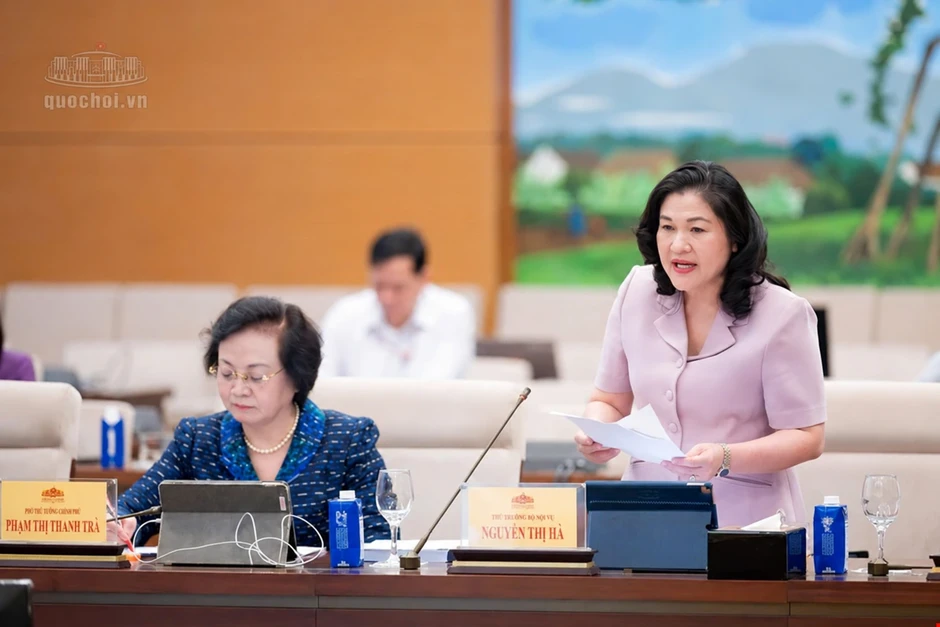 Chủ tịch Quốc hội: "Dân chủ không dừng ở quyền được nói" Chủ tịch Quốc hội: "Dân chủ không dừng ở quyền được nói"