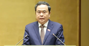 Chủ tịch Quốc hội: "Không được để người dân, doanh nghiệp phải chờ đợi"