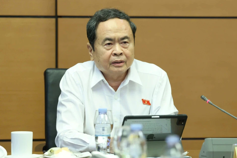 Chủ tịch Quốc hội: "Phân cấp ngân sách, tăng quyền chủ động cho địa phương" Chủ tịch Quốc hội: "Phân cấp ngân sách, tăng quyền chủ động cho địa phương"