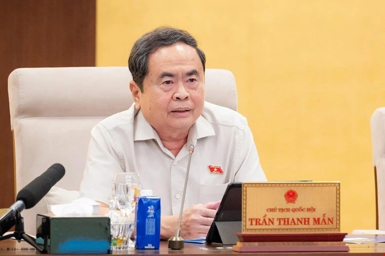 Chủ tịch Quốc hội: Sửa luật phải bảo đảm hiệu quả, không để "bình mới, rượu cũ" Chủ tịch Quốc hội: Sửa luật phải bảo đảm hiệu quả, không để "bình mới, rượu cũ"