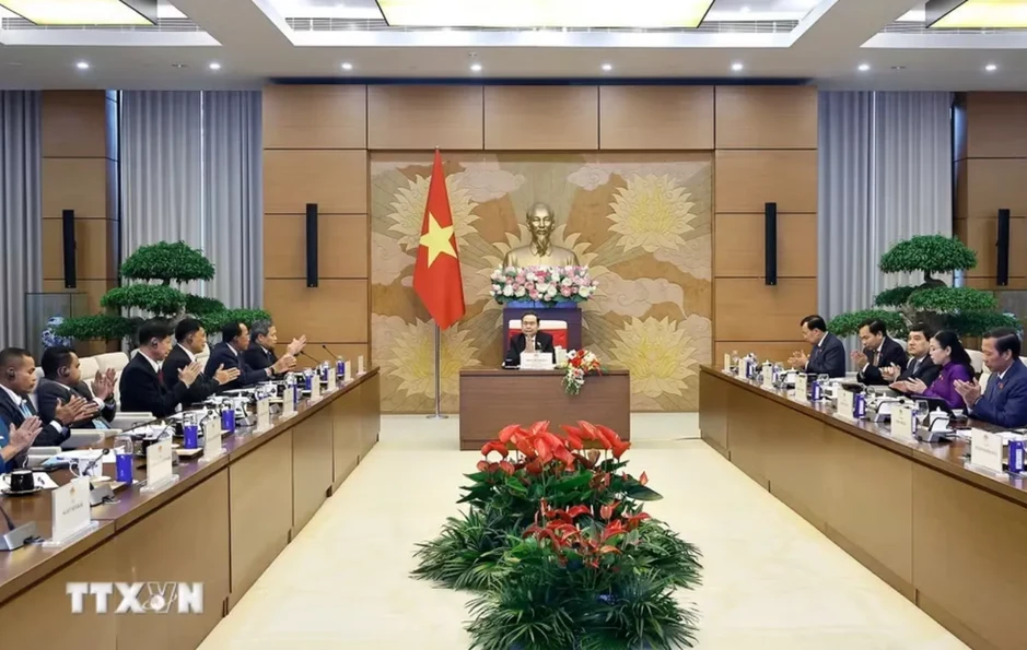 Chủ tịch Quốc hội: Thúc đẩy vai trò tiên phong của các thành phố ASEAN Chủ tịch Quốc hội: Thúc đẩy vai trò tiên phong của các thành phố ASEAN