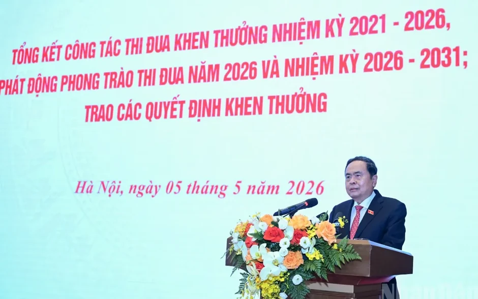 Chủ tịch Quốc hội: Tiếp tục đổi mới tư duy xây dựng pháp luật, nâng cao hiệu quả giám sát Chủ tịch Quốc hội: Tiếp tục đổi mới tư duy xây dựng pháp luật, nâng cao hiệu quả giám sát