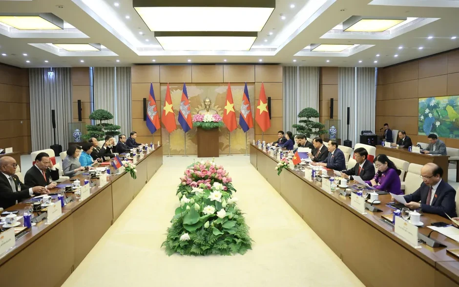 Chủ tịch Quốc hội Trần Thanh Mẫn chủ trì lễ đón Chủ tịch Quốc hội Campuchia Samdech Khuon Sudary Chủ tịch Quốc hội Trần Thanh Mẫn chủ trì lễ đón Chủ tịch Quốc hội Campuchia Samdech Khuon Sudary