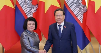 Chủ tịch Quốc hội Trần Thanh Mẫn chủ trì lễ đón Chủ tịch Quốc hội Campuchia Samdech Khuon Sudary