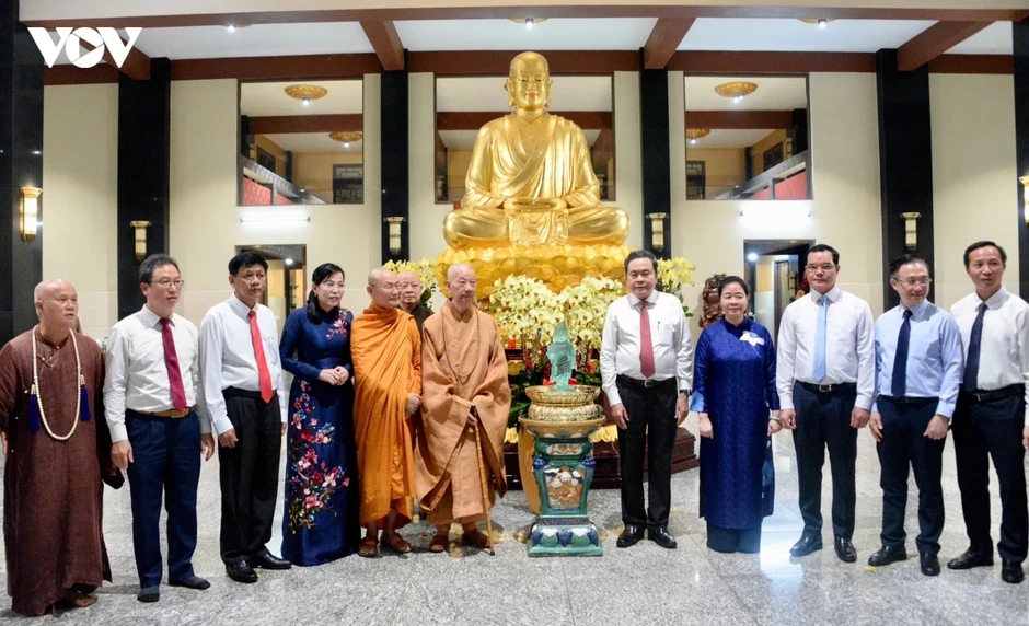 Chủ tịch Quốc hội Trần Thanh Mẫn chúc mừng Đại lễ Phật đản tại TP. Hồ Chí Minh Chủ tịch Quốc hội Trần Thanh Mẫn chúc mừng Đại lễ Phật đản tại TP. Hồ Chí Minh