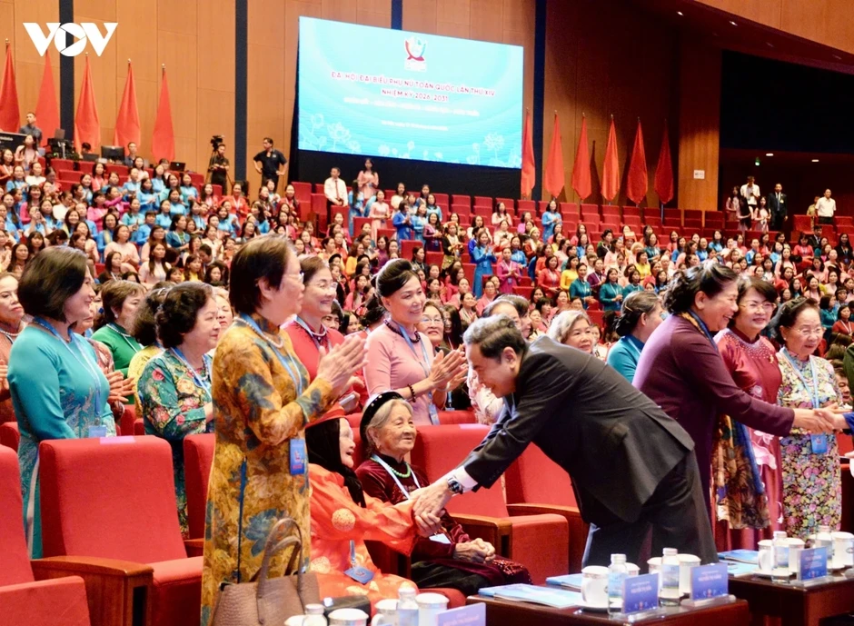 Chủ tịch Quốc hội Trần Thanh Mẫn dự Đại hội Đại biểu Phụ nữ toàn quốc lần thứ XIV Chủ tịch Quốc hội Trần Thanh Mẫn dự Đại hội Đại biểu Phụ nữ toàn quốc lần thứ XIV