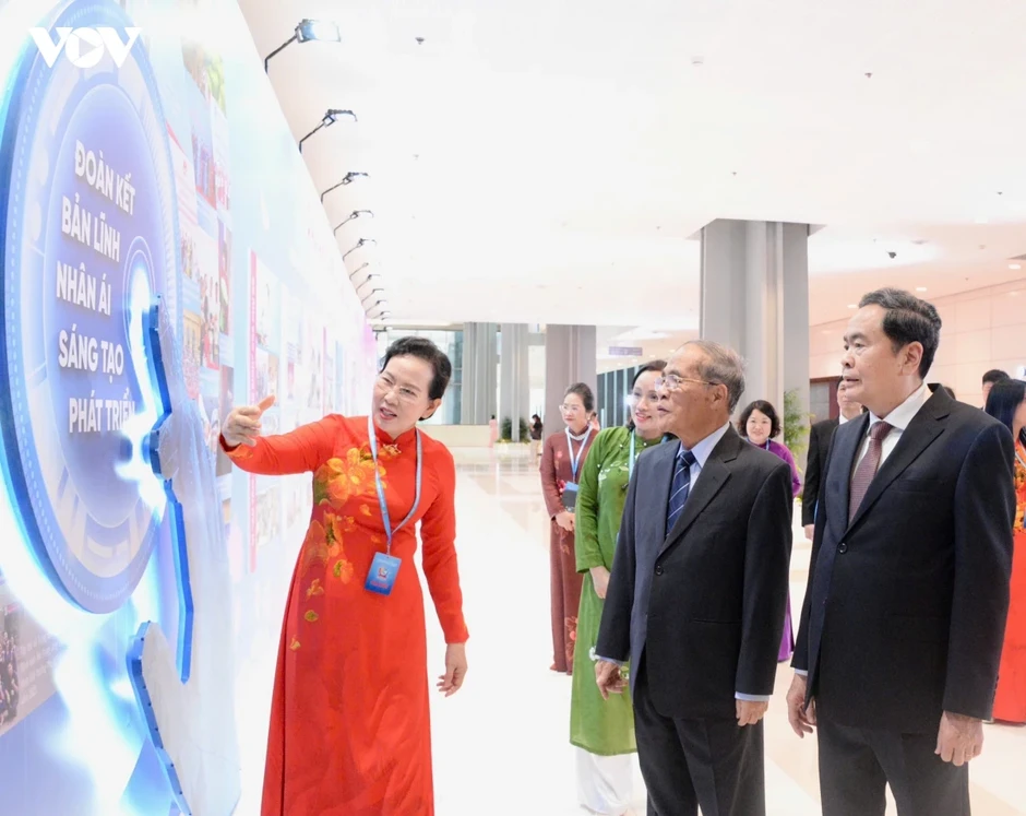 Chủ tịch Quốc hội Trần Thanh Mẫn dự Đại hội Đại biểu Phụ nữ toàn quốc lần thứ XIV Chủ tịch Quốc hội Trần Thanh Mẫn dự Đại hội Đại biểu Phụ nữ toàn quốc lần thứ XIV