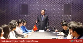 Chủ tịch Quốc hội Trần Thanh Mẫn gặp Hội sinh viên và các lưu học sinh tiêu biểu của Việt Nam tại Italy