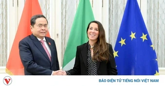 Chủ tịch Quốc hội Trần Thanh Mẫn gặp Phó Chủ tịch Thượng viện Italia