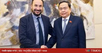 Chủ tịch Quốc hội Trần Thanh Mẫn gặp Tổng Bí thư Đảng Tái lập Cộng sản Italy