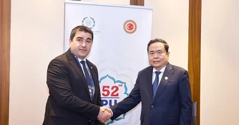 Chủ tịch Quốc hội Trần Thanh Mẫn hội kiến Chủ tịch Quốc hội Gruzia nhân dịp Đại hội đồng IPU-152