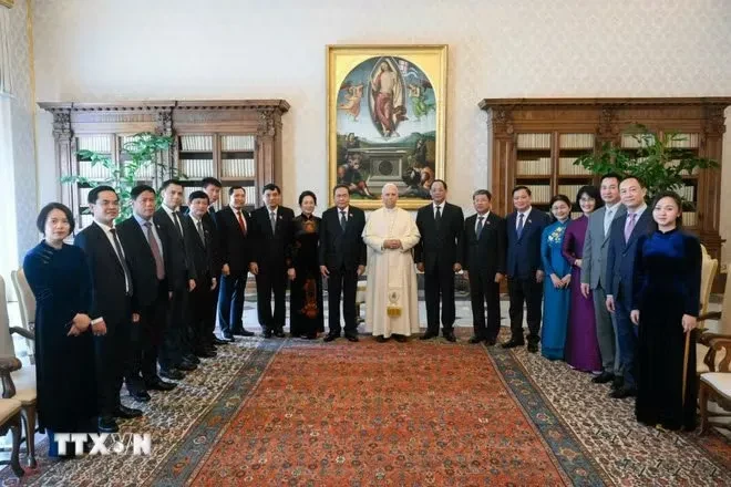 Chủ tịch Quốc hội Trần Thanh Mẫn hội kiến Giáo hoàng Leo XIV Chủ tịch Quốc hội Trần Thanh Mẫn hội kiến Giáo hoàng Leo XIV