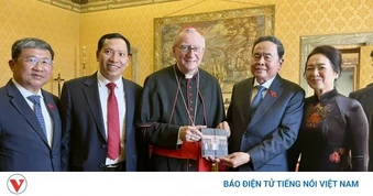 Chủ tịch Quốc hội Trần Thanh Mẫn hội kiến Thủ tướng Tòa thánh Vatican