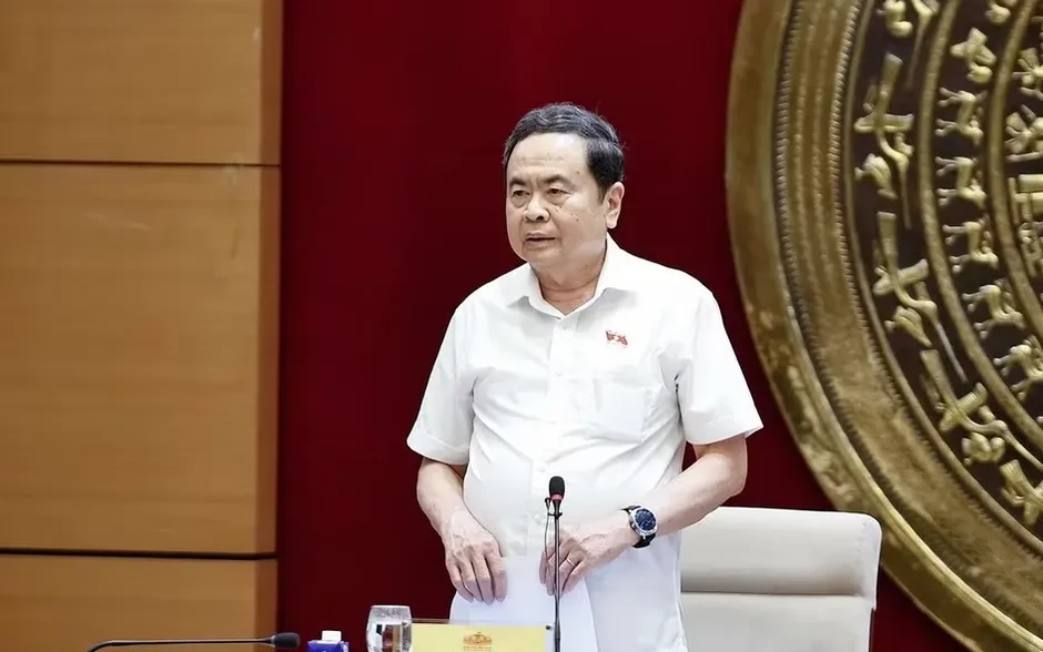 Chủ tịch Quốc hội Trần Thanh Mẫn: Không để cán bộ làm việc theo thói quen cũ trong nhiệm kỳ có yêu cầu mới Chủ tịch Quốc hội Trần Thanh Mẫn: Không để cán bộ làm việc theo thói quen cũ trong nhiệm kỳ có yêu cầu mới