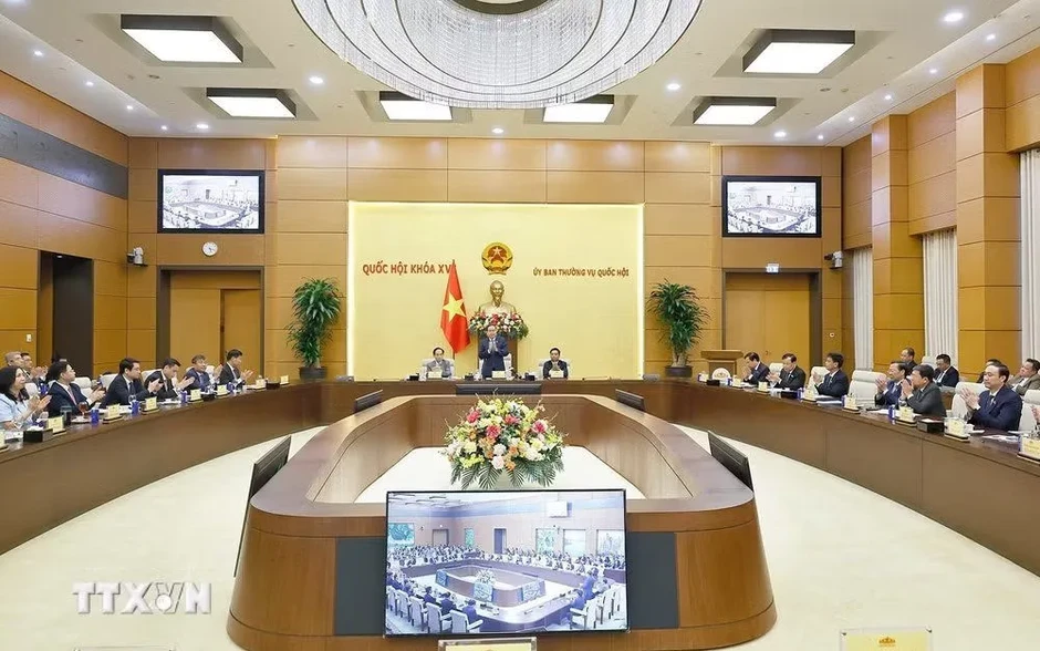 Chủ tịch Quốc hội Trần Thanh Mẫn làm việc với các Trưởng cơ quan đại diện Việt Nam ở nước ngoài Chủ tịch Quốc hội Trần Thanh Mẫn làm việc với các Trưởng cơ quan đại diện Việt Nam ở nước ngoài