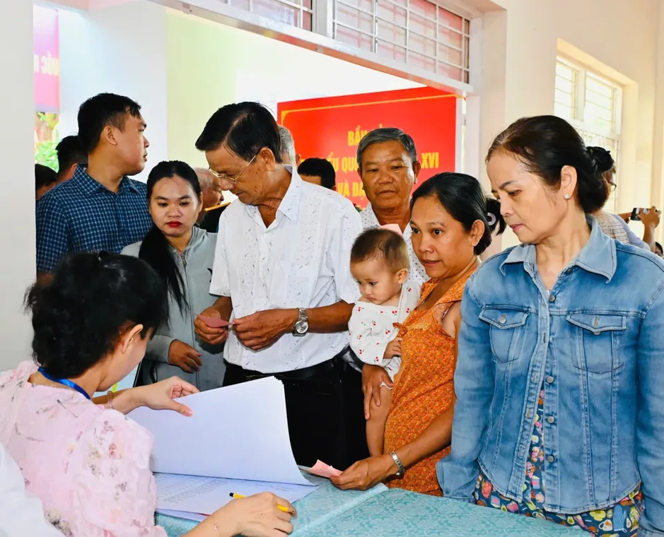 Chủ tịch Quốc hội Trần Thanh Mẫn: Tham gia bầu cử là quyền và trách nhiệm thiêng liêng của mỗi công dân Chủ tịch Quốc hội Trần Thanh Mẫn: Tham gia bầu cử là quyền và trách nhiệm thiêng liêng của mỗi công dân