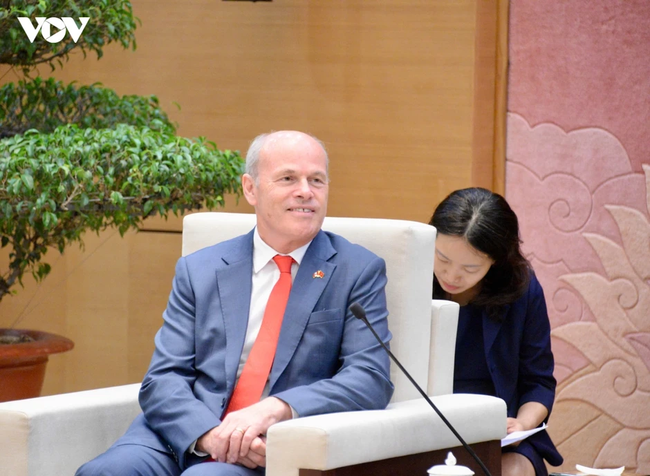 Chủ tịch Quốc hội Trần Thanh Mẫn tiếp Đại sứ Canada Jim Nickel Chủ tịch Quốc hội Trần Thanh Mẫn tiếp Đại sứ Canada Jim Nickel