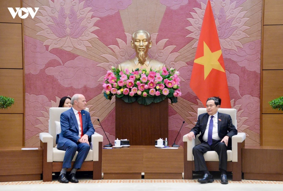Chủ tịch Quốc hội Trần Thanh Mẫn tiếp Đại sứ Canada Jim Nickel Chủ tịch Quốc hội Trần Thanh Mẫn tiếp Đại sứ Canada Jim Nickel