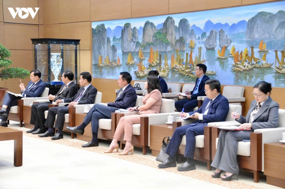 Chủ tịch Quốc hội Trần Thanh Mẫn tiếp Đại sứ Hàn Quốc tại Việt Nam Chủ tịch Quốc hội Trần Thanh Mẫn tiếp Đại sứ Hàn Quốc tại Việt Nam