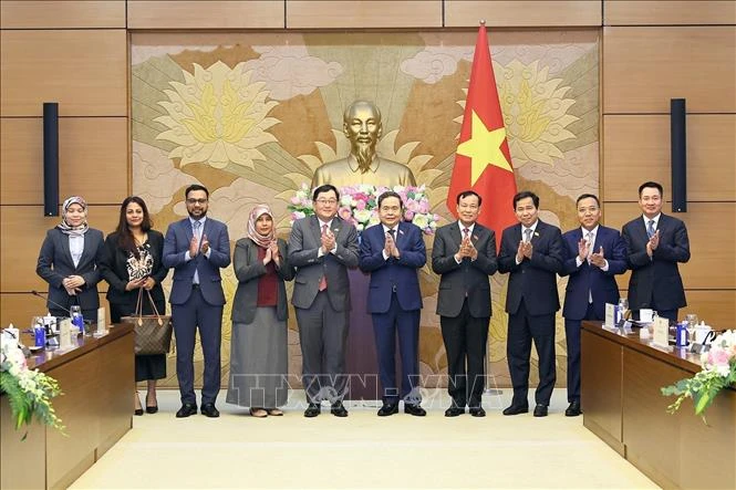 Chủ tịch Quốc hội Trần Thanh Mẫn tiếp Đại sứ Malaysia Tan Yang Thai chào từ biệt