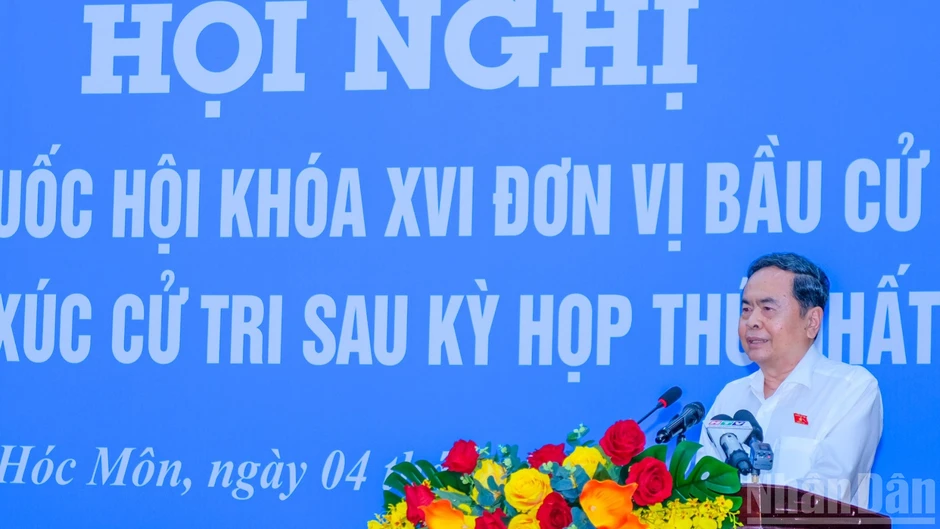 Chủ tịch Quốc hội Trần Thanh Mẫn tiếp xúc cử tri tại Thành phố Hồ Chí Minh Chủ tịch Quốc hội Trần Thanh Mẫn tiếp xúc cử tri tại Thành phố Hồ Chí Minh