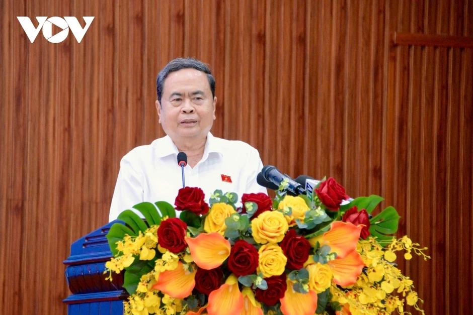 Chủ tịch Quốc hội Trần Thanh Mẫn tiếp xúc cử tri tại TP Hồ Chí Minh Chủ tịch Quốc hội Trần Thanh Mẫn tiếp xúc cử tri tại TP Hồ Chí Minh