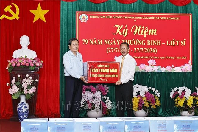 Chủ tịch Quốc hội Trần Thanh Mẫn tri ân người có công tại TPHCM Chủ tịch Quốc hội Trần Thanh Mẫn tri ân người có công tại TPHCM
