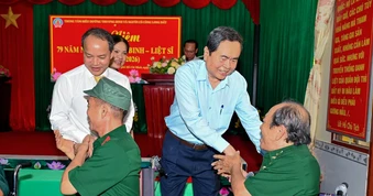 Chủ tịch Quốc hội Trần Thanh Mẫn tri ân người có công với cách mạng tại TPHCM