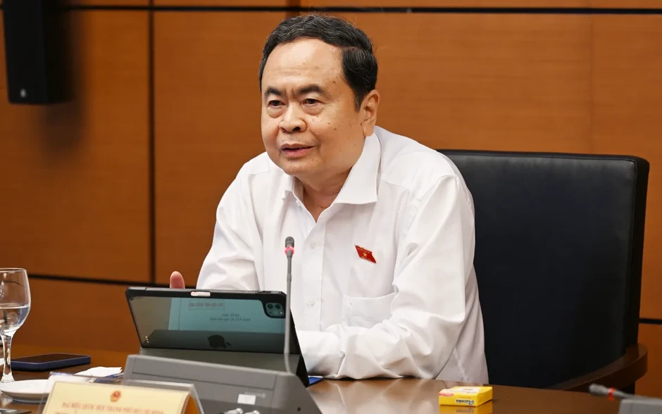 Chủ tịch Quốc hội: Xóa tâm lý sợ sai, bảo vệ cán bộ dám nghĩ, dám làm Chủ tịch Quốc hội: Xóa tâm lý sợ sai, bảo vệ cán bộ dám nghĩ, dám làm