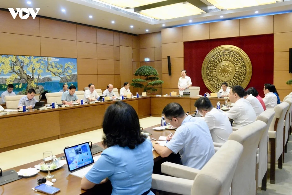Chủ tịch Quốc hội yêu cầu cảnh báo sớm rủi ro quản trị Chủ tịch Quốc hội yêu cầu cảnh báo sớm rủi ro quản trị