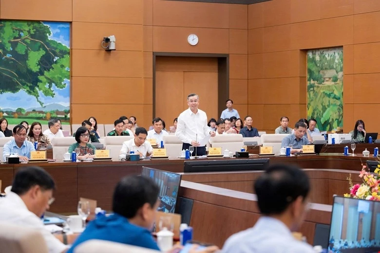 Chủ tịch Quốc hội yêu cầu giải quyết triệt để 4 vấn đề lớn khi sửa Luật Hải quan