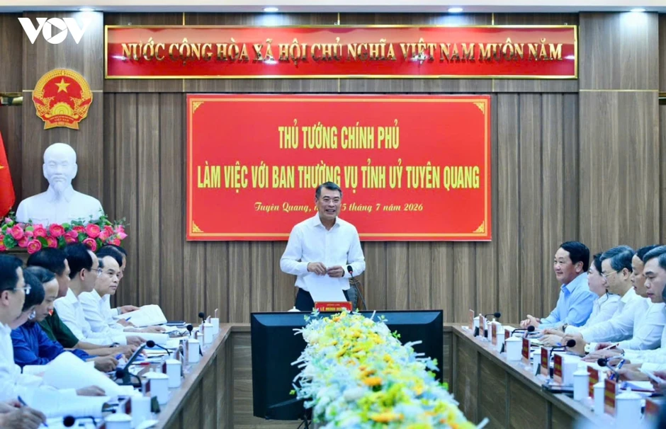 Chủ tịch tỉnh Tuyên Quang báo cáo Thủ tướng về vụ gian lận thi cử tại địa phương Chủ tịch tỉnh Tuyên Quang báo cáo Thủ tướng về vụ gian lận thi cử tại địa phương