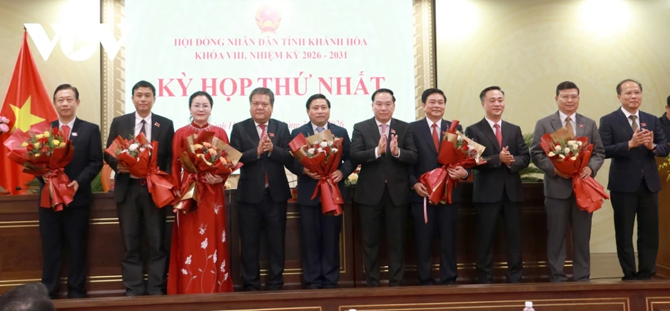 Chủ tịch UBND tỉnh Khánh Hòa: Tháo gỡ điểm nghẽn, đưa nghị quyết vào cuộc sống Chủ tịch UBND tỉnh Khánh Hòa: Tháo gỡ điểm nghẽn, đưa nghị quyết vào cuộc sống