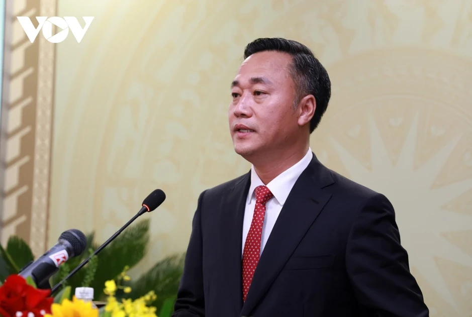 Chủ tịch UBND tỉnh Khánh Hòa: Tháo gỡ điểm nghẽn, đưa nghị quyết vào cuộc sống Chủ tịch UBND tỉnh Khánh Hòa: Tháo gỡ điểm nghẽn, đưa nghị quyết vào cuộc sống
