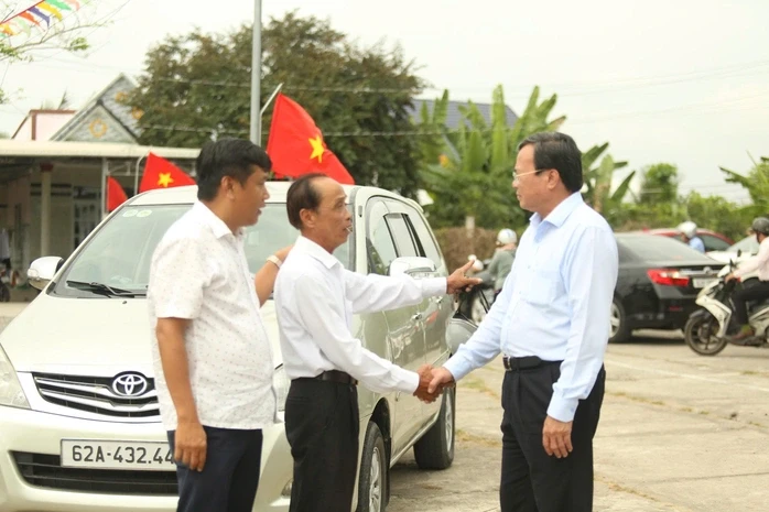 Chủ tịch UBND tỉnh Tây Ninh nhấn mạnh trách nhiệm lớn lao trước nhân dân Chủ tịch UBND tỉnh Tây Ninh nhấn mạnh trách nhiệm lớn lao trước nhân dân