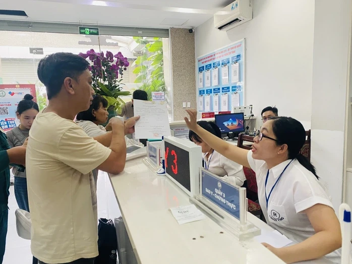 Chủ tịch UBND TPHCM ra chỉ đạo mới về cán bộ, công chức cấp xã Chủ tịch UBND TPHCM ra chỉ đạo mới về cán bộ, công chức cấp xã