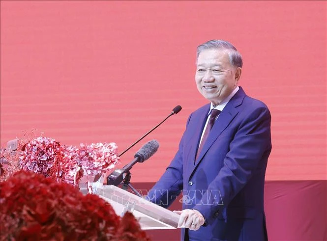 Chùm ảnh Tổng Bí thư, Chủ tịch nước Tô Lâm gặp gỡ cộng đồng người Việt Nam tại Thái Lan Chùm ảnh Tổng Bí thư, Chủ tịch nước Tô Lâm gặp gỡ cộng đồng người Việt Nam tại Thái Lan
