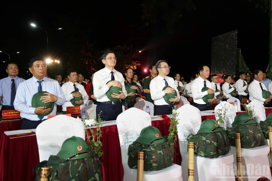 Chương trình cầu truyền hình trực tiếp “Sao sáng dẫn đường” tại điểm cầu Tuyên Quang