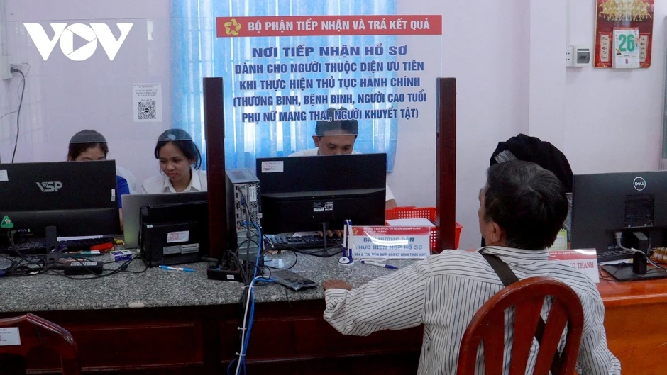 Chuyển biến tích cực từ mô hình chính quyền địa phương 2 cấp Chuyển biến tích cực từ mô hình chính quyền địa phương 2 cấp
