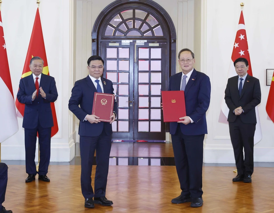 Chuyển đổi số, năng lượng sạch sẽ là hợp tác mũi nhọn Việt Nam - Singapore Chuyển đổi số, năng lượng sạch sẽ là hợp tác mũi nhọn Việt Nam - Singapore