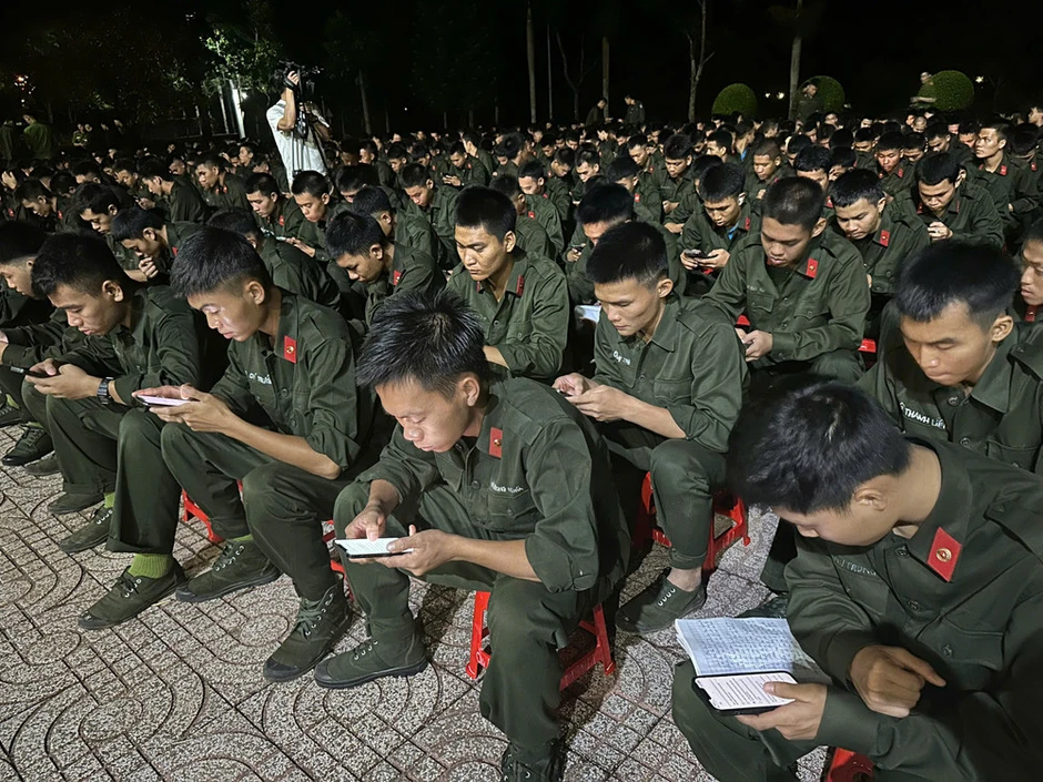 Chuyển đổi số trong huấn luyện ở Trung đoàn Cảnh sát cơ động Tây Nguyên Chuyển đổi số trong huấn luyện ở Trung đoàn Cảnh sát cơ động Tây Nguyên